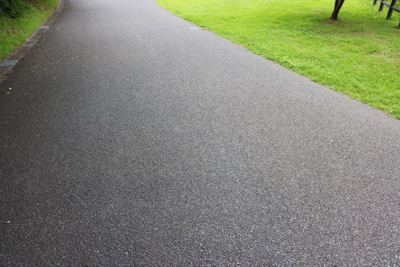 Asphalt Driveway with Edging